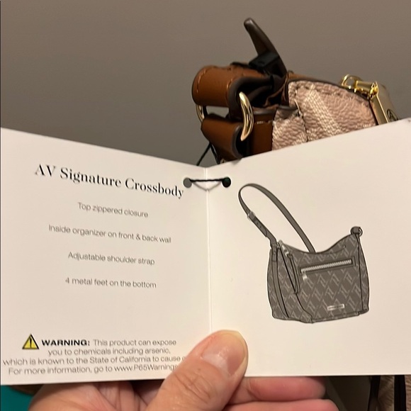 Adrienne Vittadini Tan NWT Crossbody Bag - Picture 7 of 9